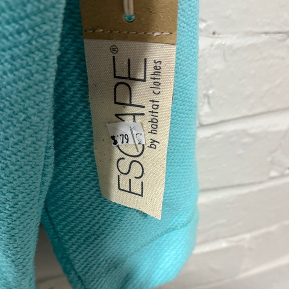 NWT Escape by Habitat Clothes Aqua Textured Sweatshirt - Picture 3 of 4